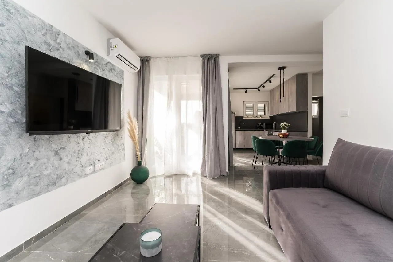 Luxury D Apartments Bibinje