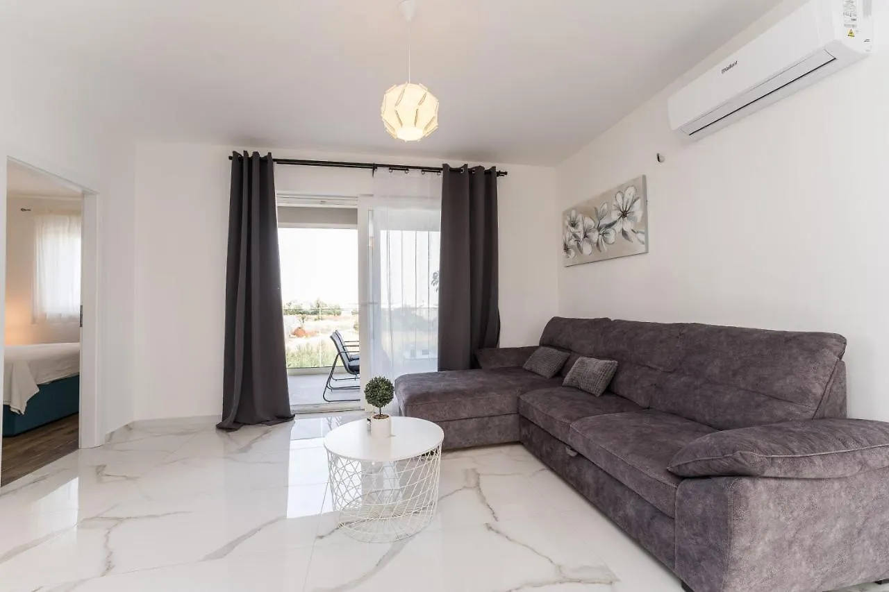 Luxury D Apartments Bibinje