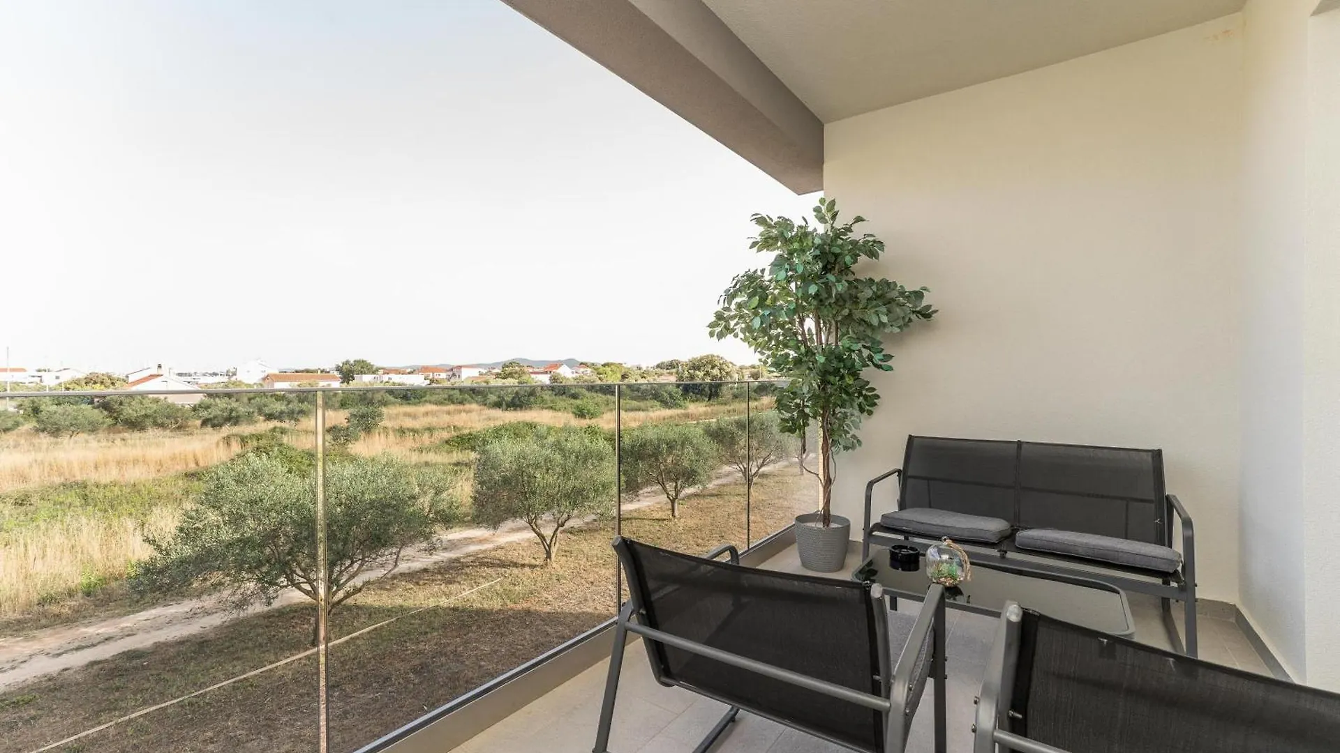 Luxury D Apartments Bibinje